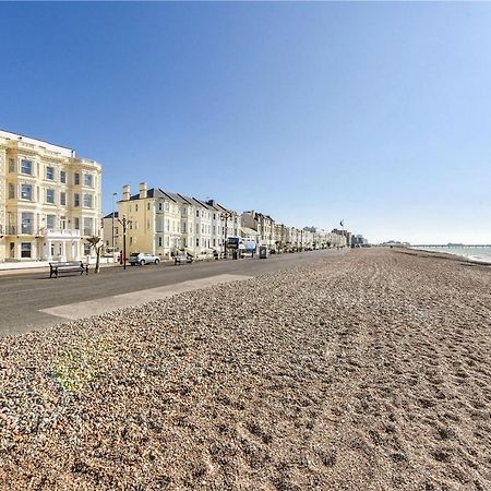 Modern Home For Small Groups By Stones Throw Apartments - Free Parking - Sea View Worthing Zewnętrze zdjęcie